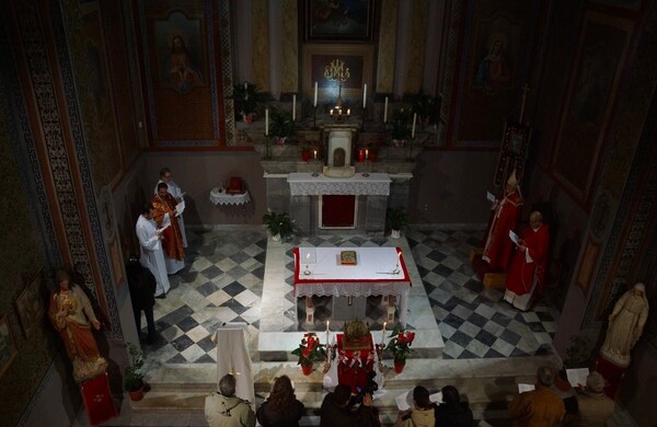 Στη Λέσβο τα λείψανα του Άγιου Βαλεντίνου - Πώς θα γιορτάσουν την ημέρα των ερωτευμένων