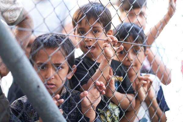 «Κόλαση» η ζωή των προσφύγων στη Σάμο
