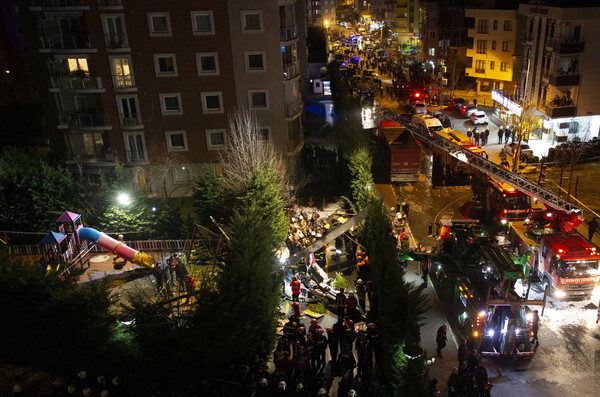 Νεκροί όλοι οι επιβάτες του στρατιωτικού ελικοπτέρου που έπεσε στην Κωνσταντινούπολη
