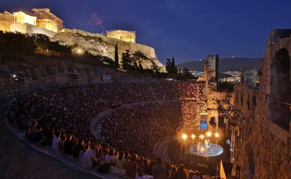 Νέος πρόεδρος του Ελληνικού Φεστιβάλ ο Πέτρος Σταυριανός