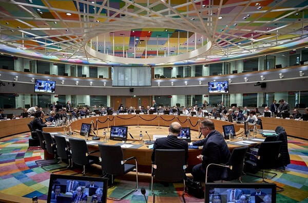 Τον Μάρτιο η απόφαση του Eurogroup για επιστροφή κερδών από τα ελληνικά ομόλογα