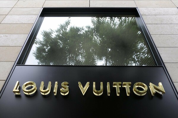 Moët Hennessy - Louis Vuitton: Ανακοινώθηκαν τα κέρδη-ρεκόρ της αυτοκρατορίας