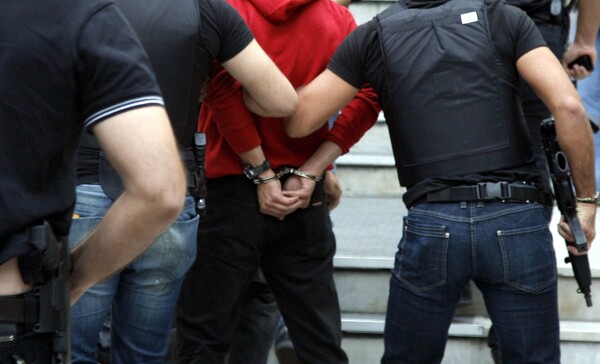 Θεσσαλονίκη: Έκλειναν ερωτικά ραντεβού μέσω ίντερνετ- Τρεις συλλήψεις