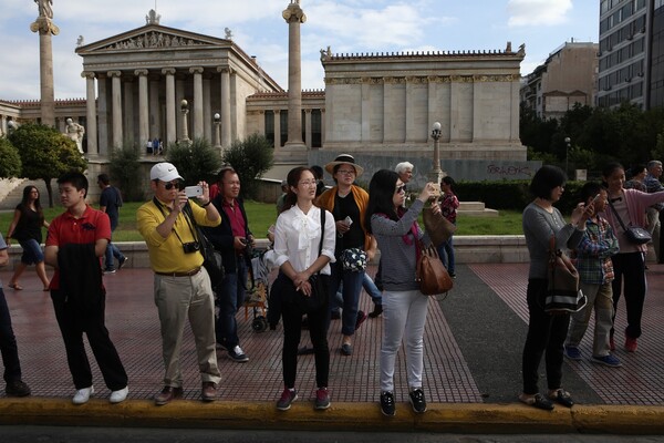 Νέο ρεκόρ αφίξεων τουριστών στην Αθήνα το πρώτο τρίμηνο του έτους