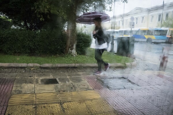 Βροχές, καταιγίδες και τοπικά χαλαζοπτώσεις σε όλη την Ελλάδα