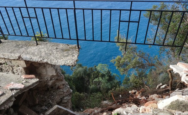 Κεφαλονιά: Τουρίστας εγκλωβίστηκε σε κρημνώδη περιοχή στην Άσσο
