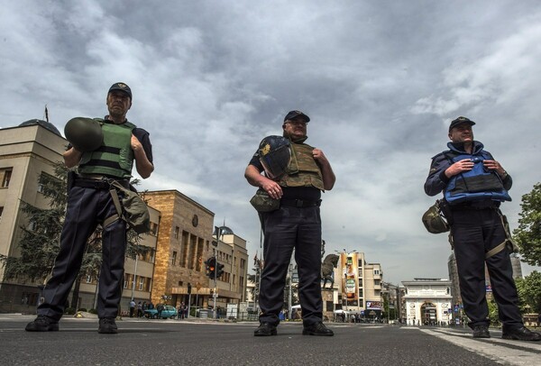 Όμηρος του Γκρουέφσκι η ΠΓΔΜ - Τεταμένη η κατάσταση στα Σκόπια