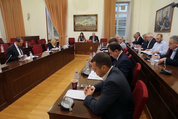 Εξεταστική για την Υγεία: Πρώτος καλείται να καταθέσει ο πρώην πρόεδρος του «Ντυνάν» Α. Μαρτίνης