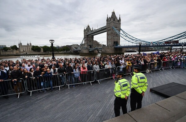 Βρετανία: Συνελήφθη 30χρονος ύποπτος για την τρομοκρατική επίθεση στην Γέφυρα του Λονδίνου