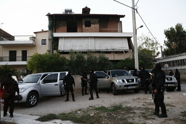 Υπό την εποπτεία εισαγγελέα η έρευνα για τη νέα αδέσποτη σφαίρα στο Μενίδι