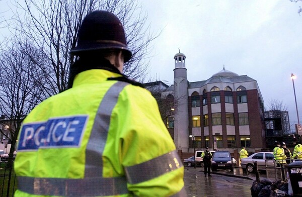 Bρετανία: Η αστυνομία δηλώνει ότι είναι νωρίς για να πει αν ο νεκρός στο Λονδίνο πέθανε από την επίθεση
