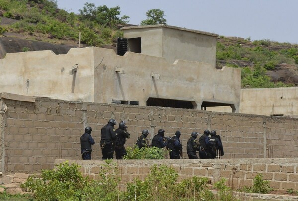 Μογκερίνι: Δύο εργαζόμενοι της ΕΕ σκοτώθηκαν από την επίθεση σε τουριστικό θέρετρο του Μάλι