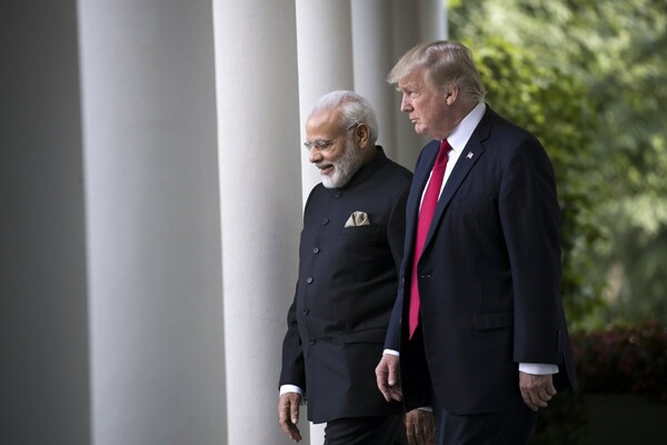 Ο Τραμπ πούλησε όπλα και στον Ινδό Πρωθυπουργό