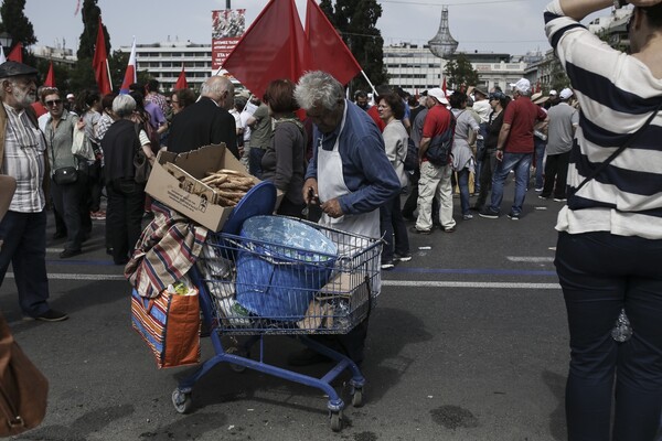 Αγωνιστική Πρωτομαγιά στο Σύνταγμα - ΦΩΤΟΓΡΑΦΙΕΣ