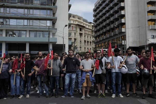 Αγωνιστική Πρωτομαγιά στο Σύνταγμα - ΦΩΤΟΓΡΑΦΙΕΣ