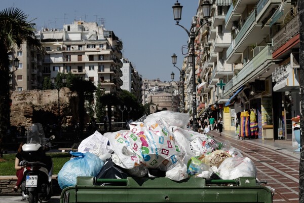 Ο ΟΤΑ Θεσσαλονίκης ζητά από τον Μπουτάρη να ανακαλέσει την απόφαση για αποκομιδή από ιδιώτες