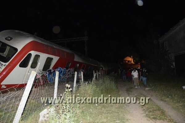 Νεκροί και τραυματίες από τον εκτροχιασμό τρένου έξω απ' τη Θεσσαλονίκη (update)