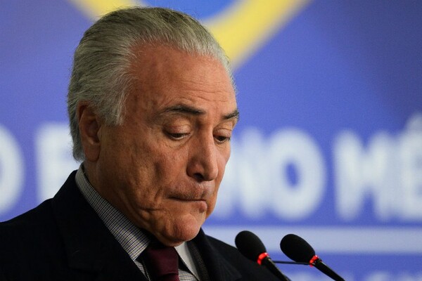 Nέα κρίση στη Βραζιλία: Τρίζει η καρέκλα του Προέδρου Τέμερ