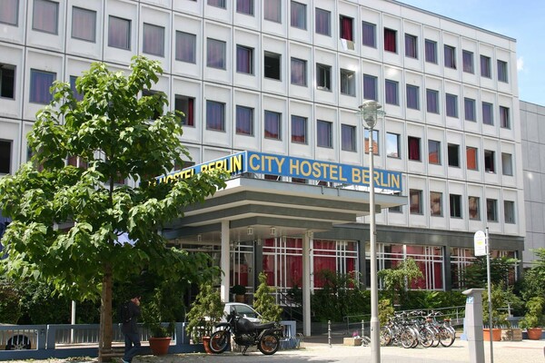Γερμανία: Η κυβέρνηση ανακάλυψε ξενοδοχείο στο Βερολίνο που ανήκει στη Βόρεια Κορέα και του βάζει λουκέτο