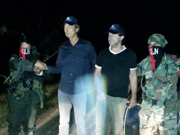Κολομβία: Απελευθερώθηκαν οι δύο απαχθέντες Ολλανδοί δημοσιογράφοι
