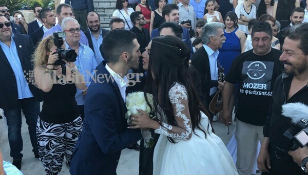 13 νονοί και 13 κουμπάροι - Κρητικός γάμος και βάφτιση για ρεκόρ Γκίνες