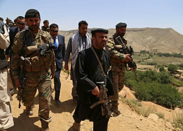 Aφγανιστάν: Τουλάχιστον 50 ταλιμπάν νεκροί από αεροπορική επίθεση