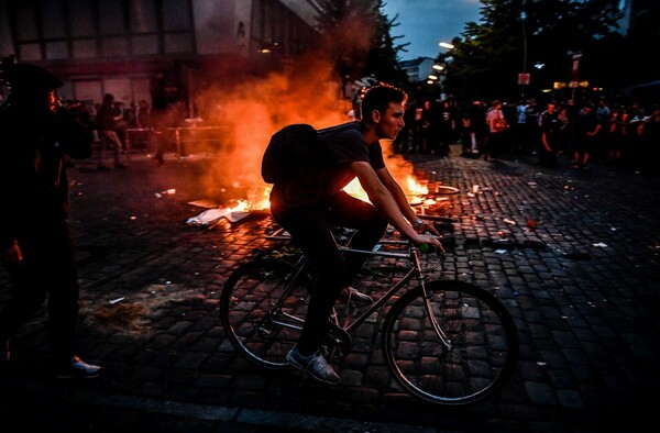 G20: Η αστυνομία στο Αμβούργο προετοιμάζεται για μία τρίτη ημέρα ταραχών