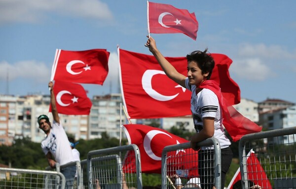 Τούρκος πρόξενος: Ευχαριστούμε την Ελλάδα για την υποστήριξη στη δημοκρατικά εκλεγμένη κυβέρνησή μας