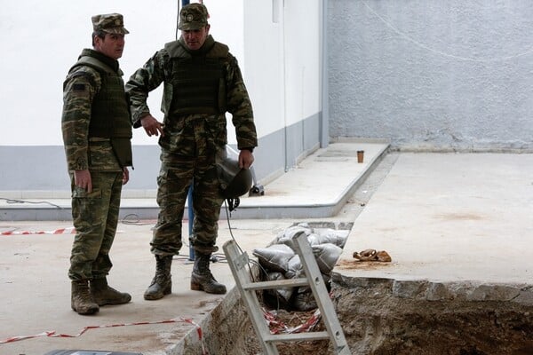 Επιχείρηση εξουδετέρωσης βομβών Β' Παγκόσμιου Πολέμου στον Ασπρόπυργο- Θα εκκενωθεί η περιοχή