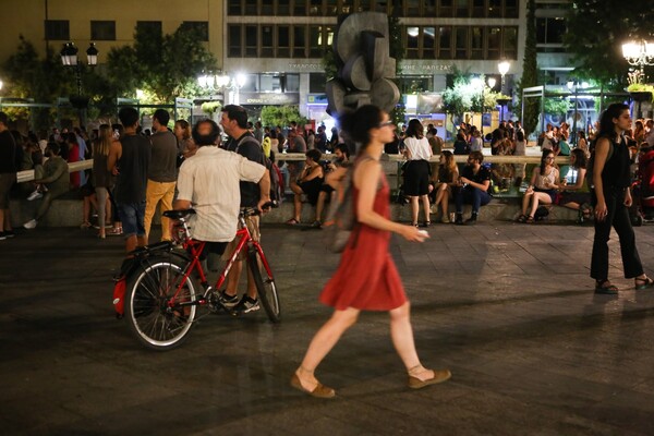 Η πλατεία Κοτζιά έγινε θερινό σινεμά για μια υπέροχη καλοκαιρινή βραδιά