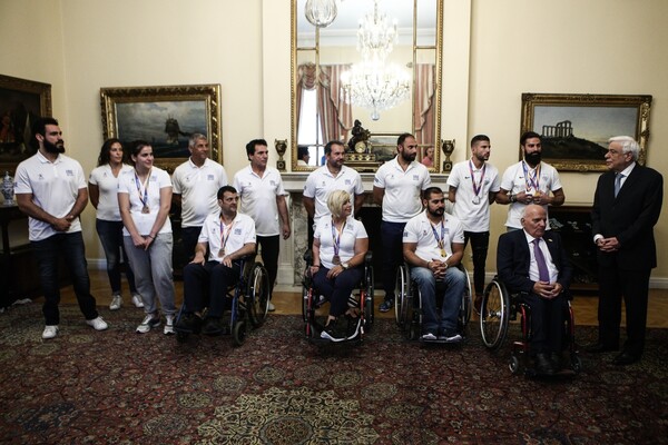 Οι αθλητές της Εθνικής Ομάδας Στίβου ΑμεΑ βραβεύτηκαν από τον πρόεδρο της Δημοκρατίας