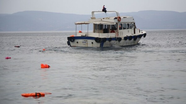 103 μετανάστες και πρόσφυγες εντοπίστηκαν σε ξύλινο σκάφος ανατολικά της Κρήτης