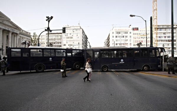 Προσοχή! Έκτακτες κυκλοφοριακές ρυθμίσεις, αύριο και μεθαύριο στην Αθήνα, λόγω Μακρόν