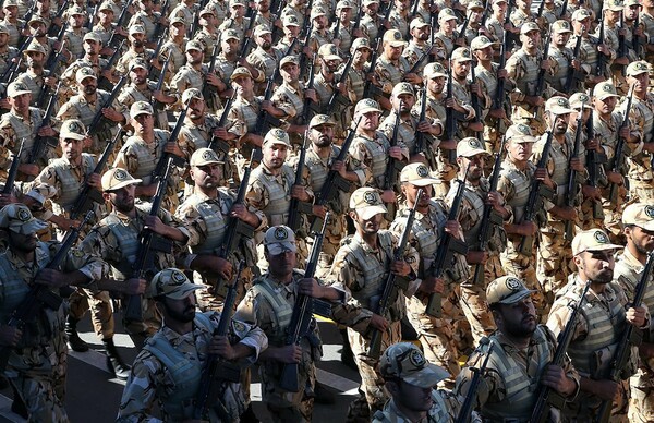 «Παιχνίδια πολέμου» της Τεχεράνης κοντά στα σύνορα με το Ιρακινό Κουρδιστάν