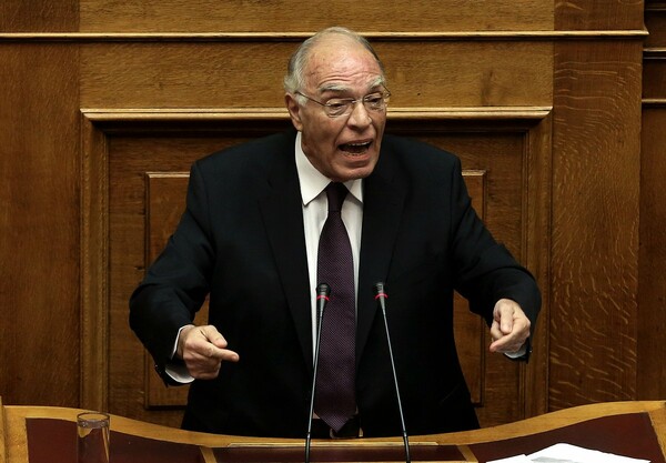 Αντιδράσεις για την αναφορά Λεβέντη: Ομοφυλόφιλοι και διεμφυλικοί είναι ψυχασθενείς