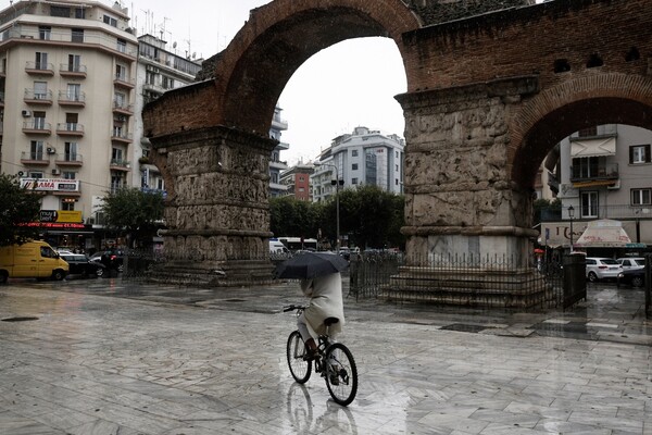 Βροχές, καταιγίδες και πτώση της θερμοκρασίας