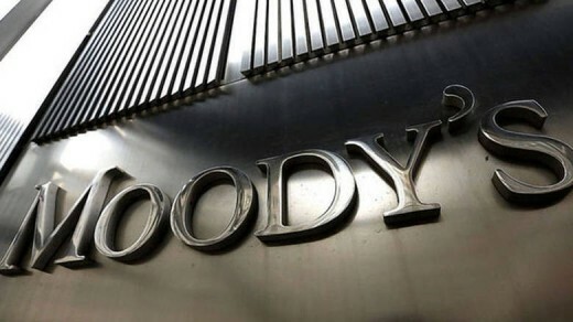Η Moody’s αναβάθμισε το αξιόχρεο ελληνικών τραπεζών