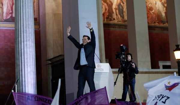 «Σε έναν χρόνο θα έχουμε αφήσει πίσω τα μνημόνια»: Η πανηγυρική δήλωση Τσίπρα για τα δύο χρόνια από την εκλογική του νίκη