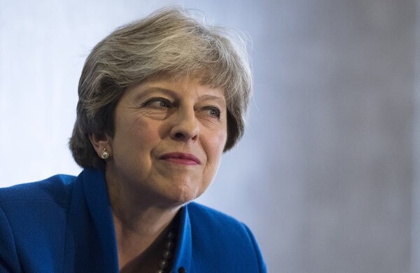 Οι Βρετανοί βουλευτές απέρριψαν ένα Brexit χωρίς συμφωνία