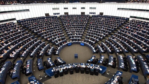 #MeToo και στο Ευρωκοινοβούλιο: Οι ευρωβουλευτές μιλούν ανοιχτά για τη σεξουαλική παρενόχληση