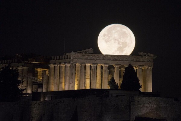 Έρχεται η δεύτερη Υπερ-Σελήνη του 2019