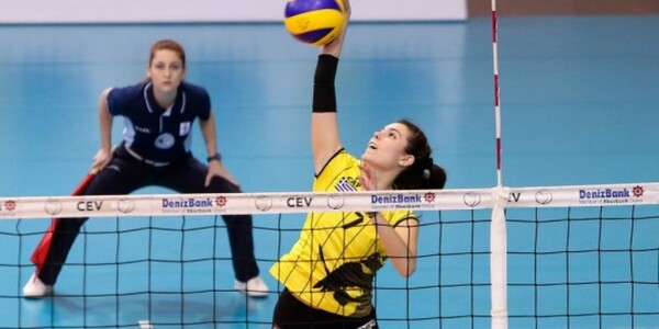 «Απλήρωτες, τρώγαμε μόνο μέλι για τέσσερις μέρες» - Απίστευτες καταγγελίες από βολεϊμπολίστρια της ΑΕΚ