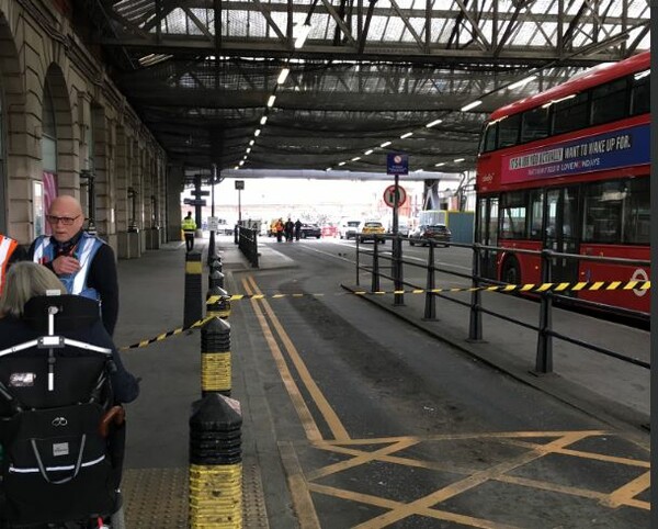Συναγερμός σε σιδηροδρομικό σταθμό του Λονδίνου για ύποπτο πακέτο