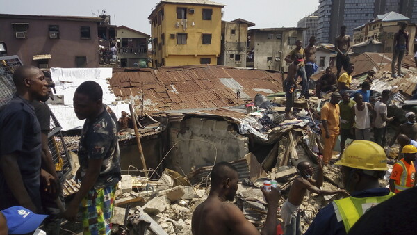 Νιγηρία: Στους είκοσι οι νεκροί από την κατάρρευση κτιρίου στο Λάγος