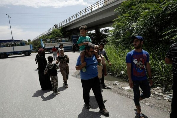 Αντιδράσεις για την εγκατάσταση 90 προσφύγων σε ξενοδοχείο στα Βίλια