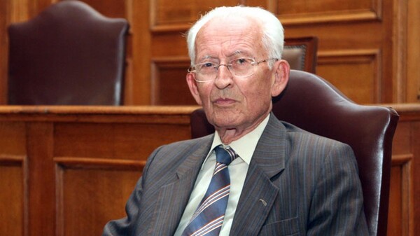 Απεβίωσε ο πρώην βουλευτής Κωνσταντίνος Σημαιοφορίδης