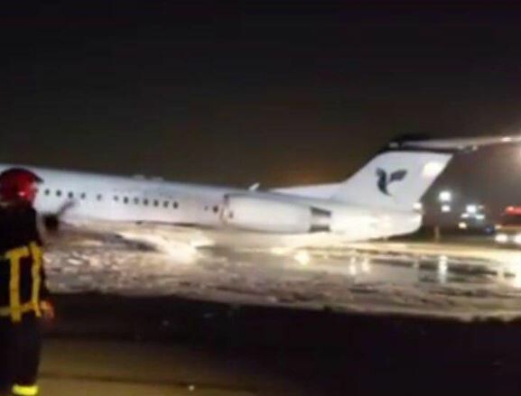 Τεχεράνη: Απομακρύνθηκαν όλοι οι επιβάτες από το αεροσκάφος που πήρε φωτιά