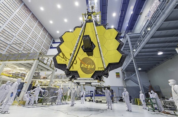 Νέα καθυστέρηση από τη NASΑ για το μεγαλύτερο διαστημικό τηλεσκόπιο