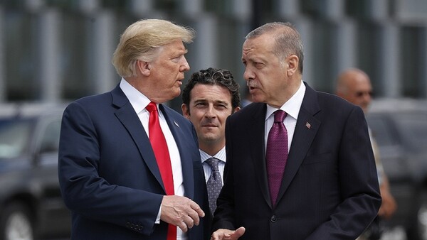 Τραμπ και Ερντογάν συζήτησαν τη δημιουργία «ζώνης ασφαλείας» στην Συρία