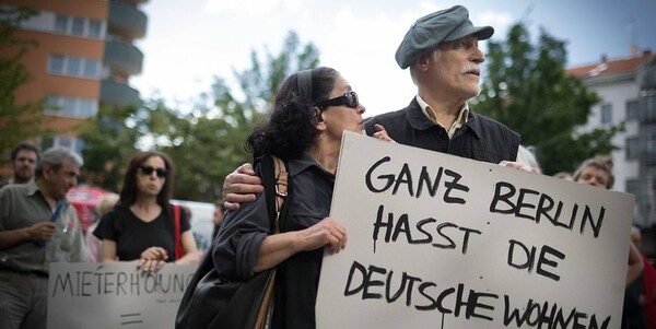 Χιλιάδες Γερμανοί διαδηλώνουν για την «τρέλα των ενοικίων»
